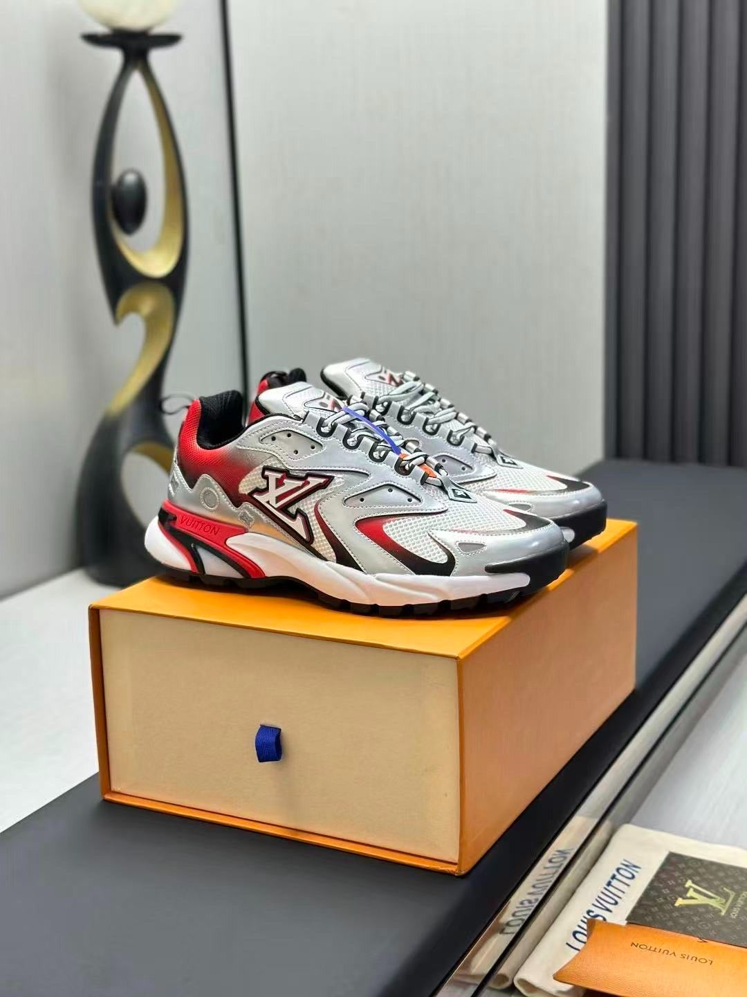 LV Runner Tatic Sneaker 'Rouge' - product view 2