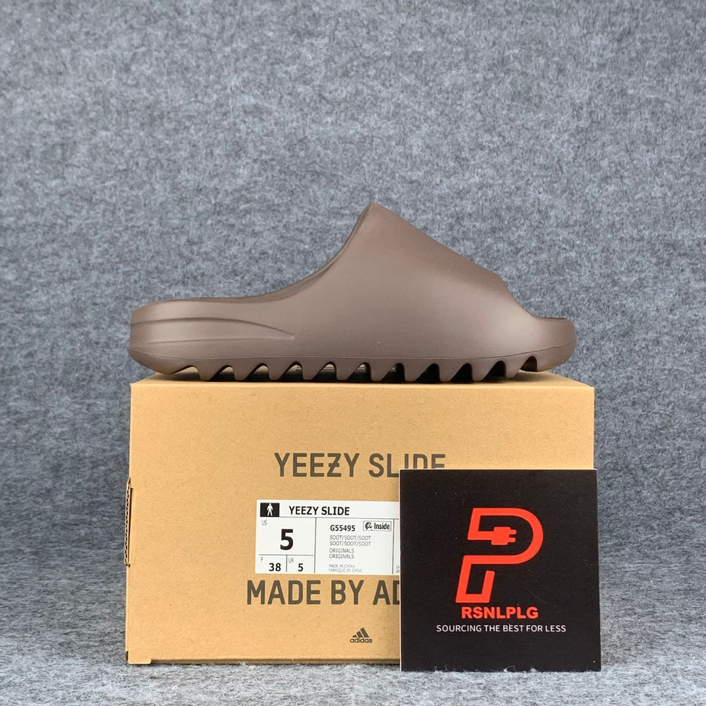 Yeezy Slides 'Soot' - product view 1