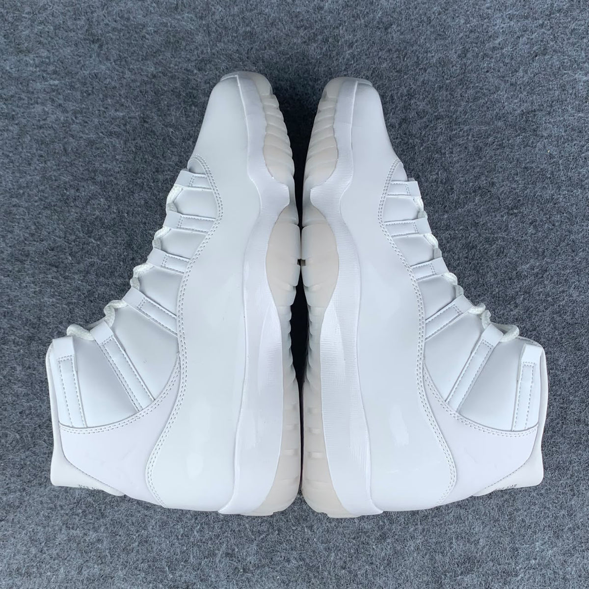 Comme des Garçons x Air Jordan 11 Retro Sneakers 'White' - product view 4