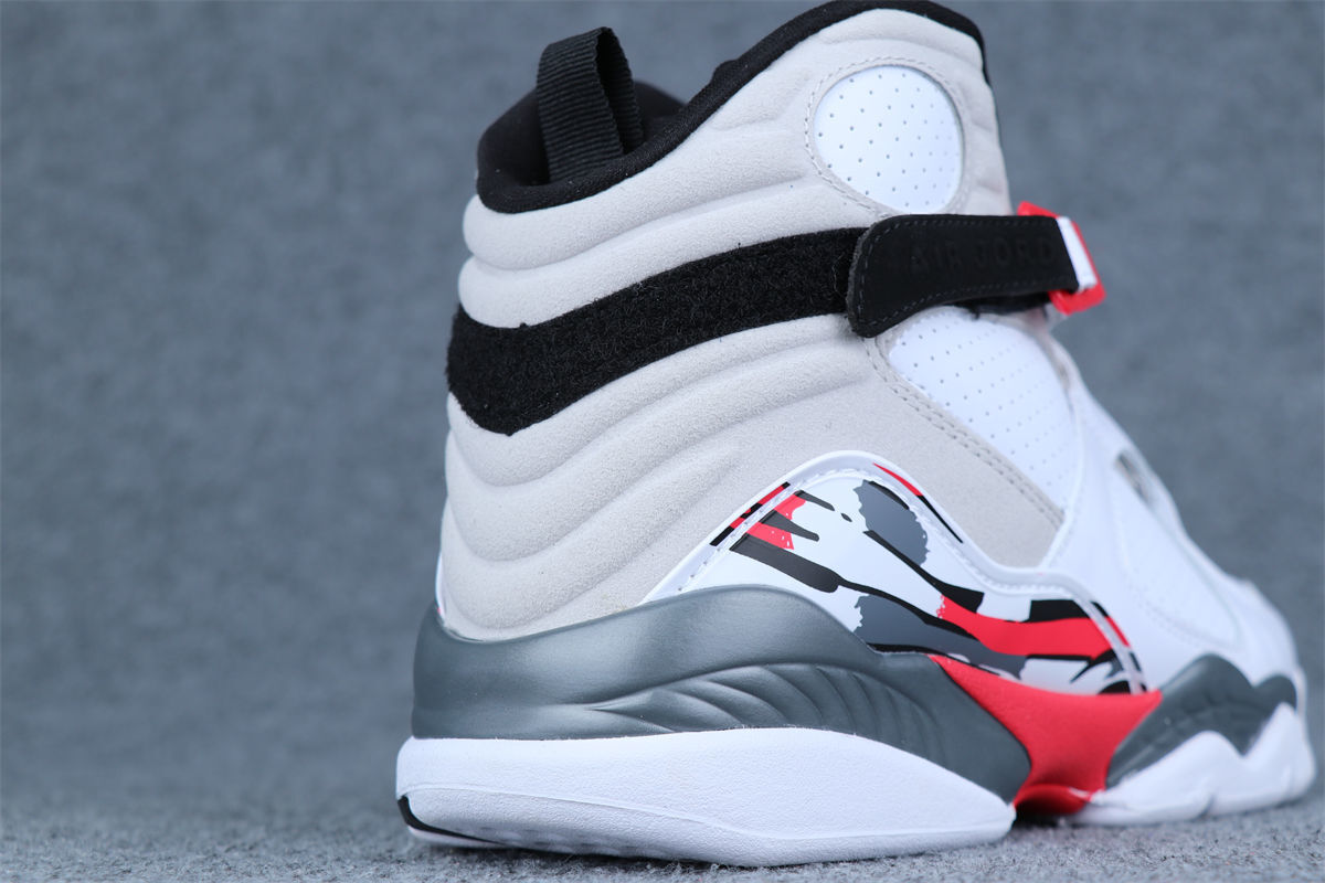 Air Jordan 8 Retro 'Bugs Bunny' 2013 Sneakers - product view 7