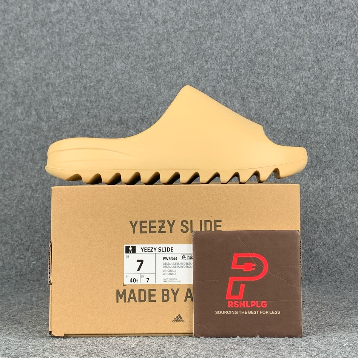 Yeezy Slides 'Desert Sand' - product view 1