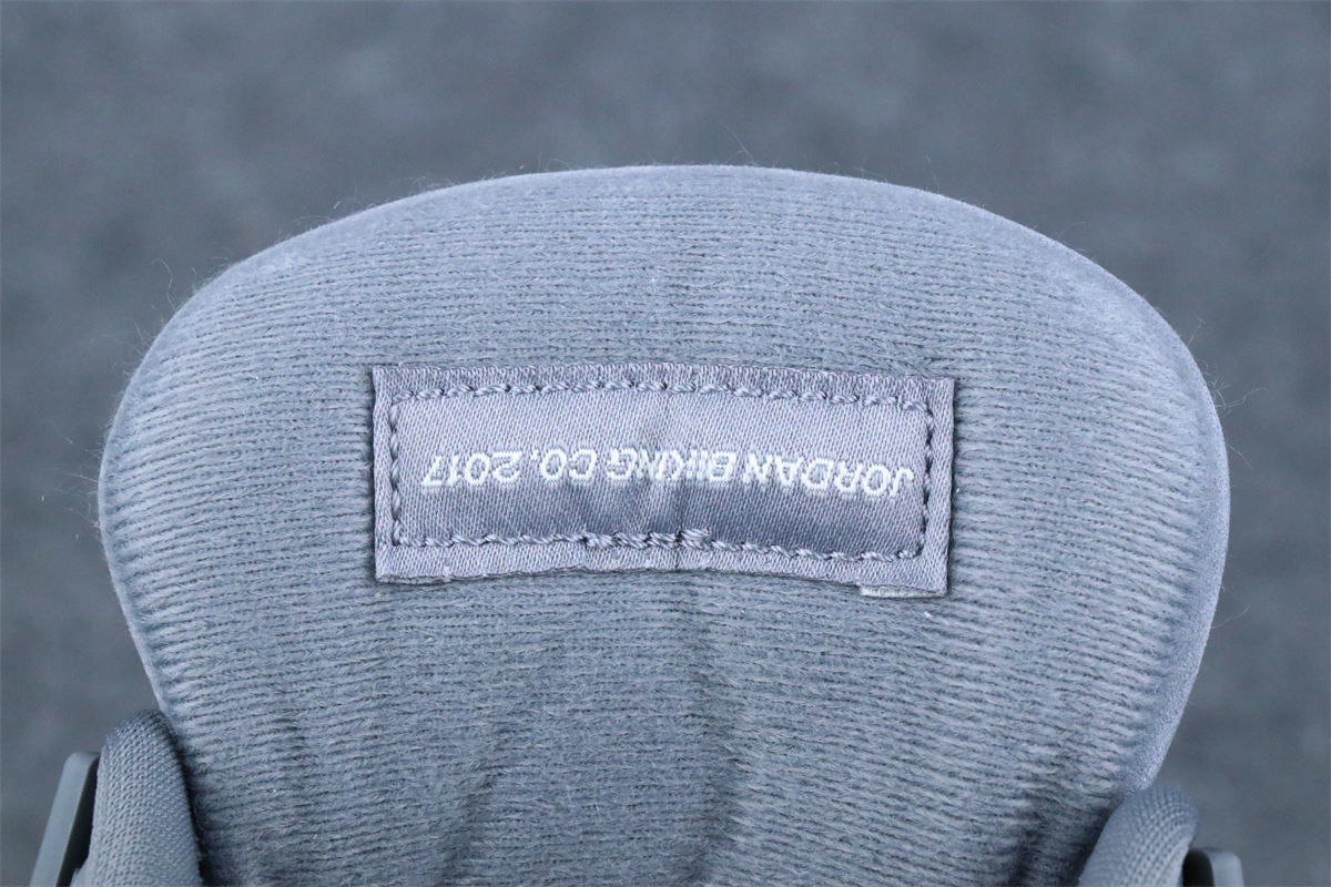 (Custom) Jordan 4 Retro OG SP Brick by Brick "Grey" Sneakers - product view 10