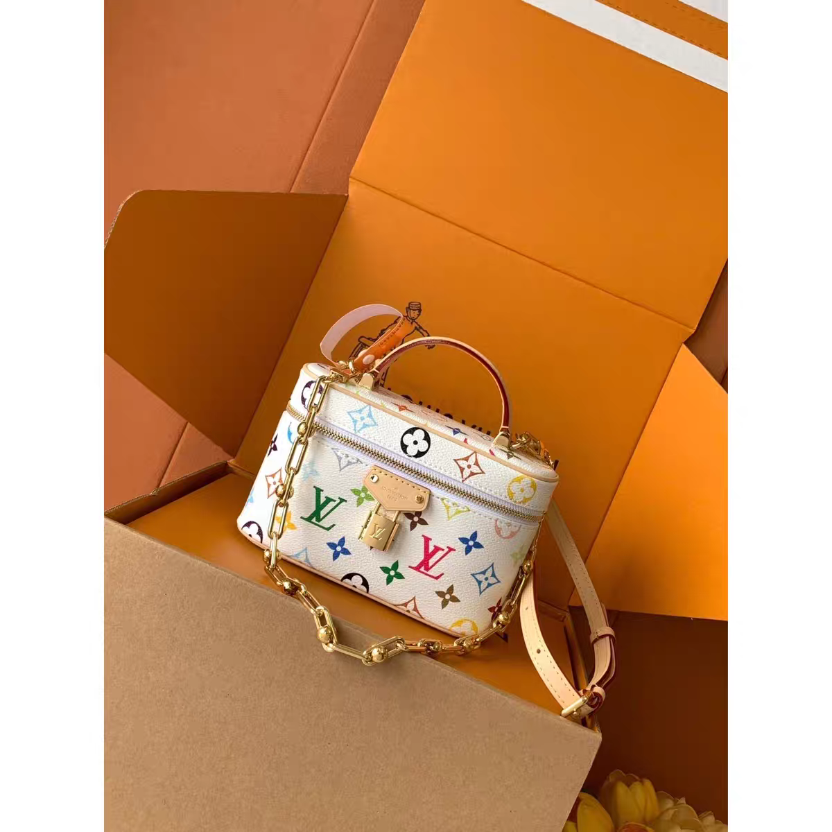 Vintage-Inspired Box hand bag - product view 10