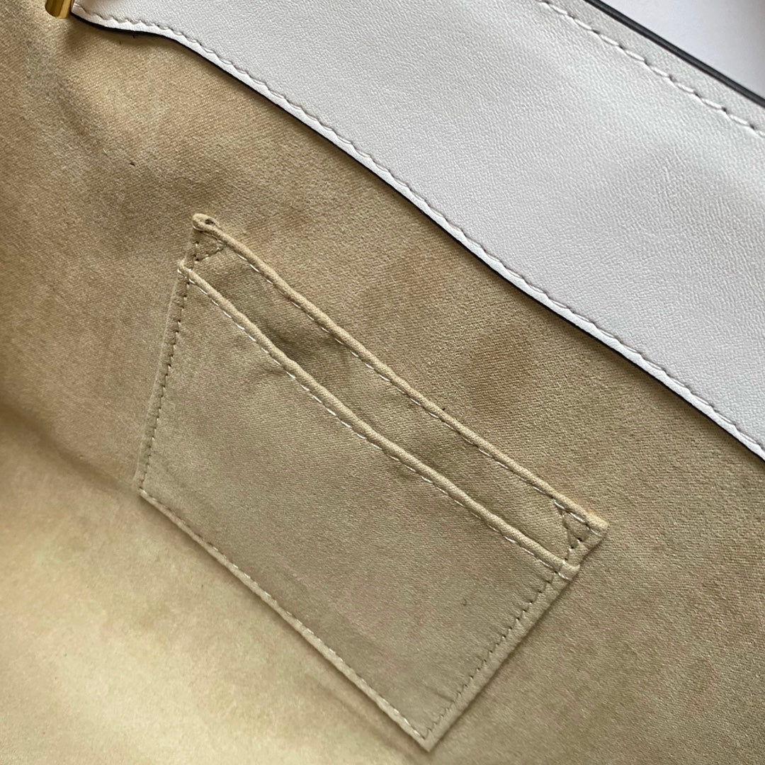 Classic Chain-Handle Tote Bag - product view 11