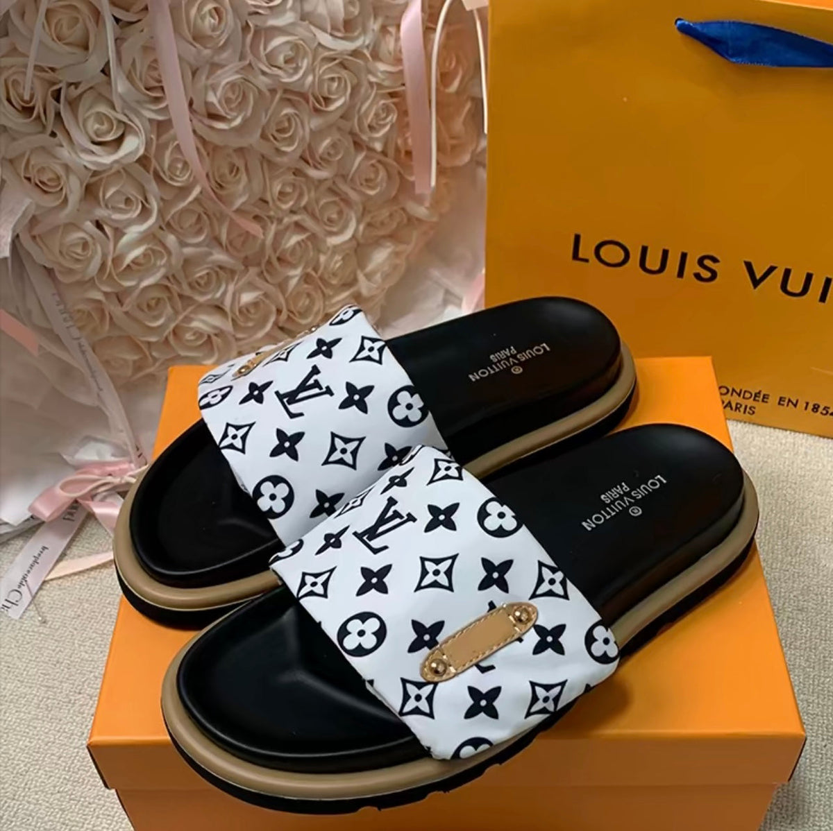 Trendy adjustable platform slippers with velcro straps - product view 8