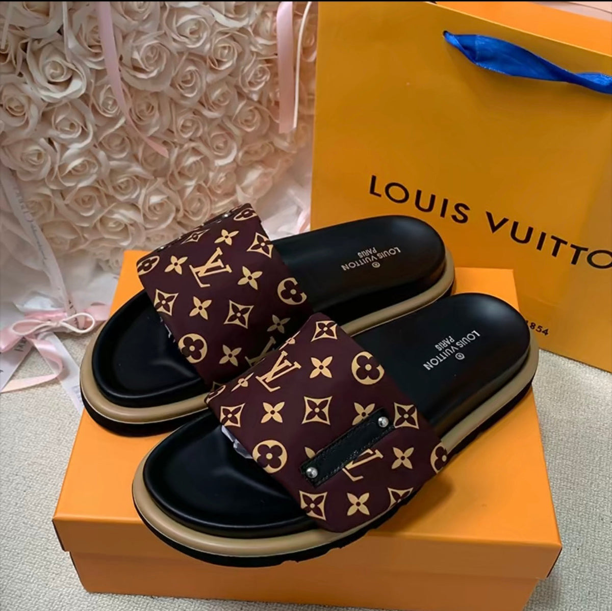 Trendy adjustable platform slippers with velcro straps - product view 11