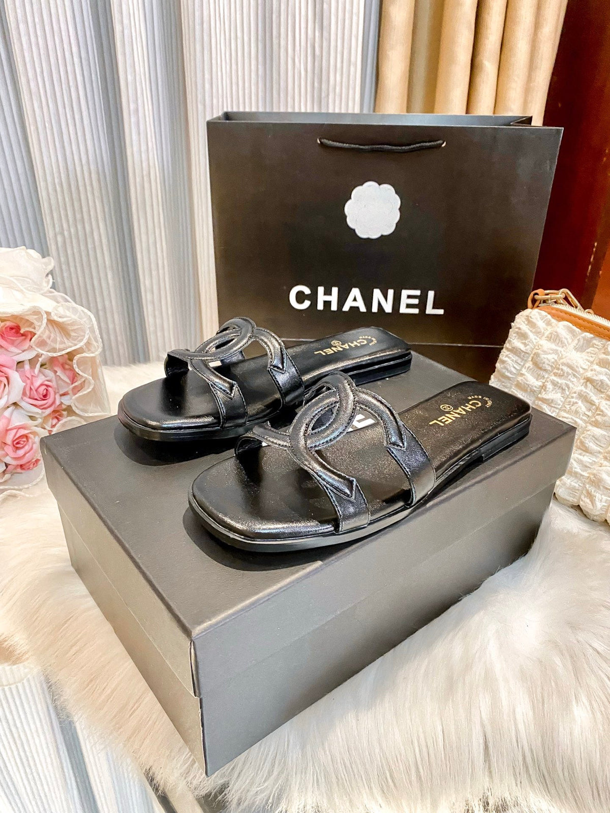 light- glossy flat slides - product view 5