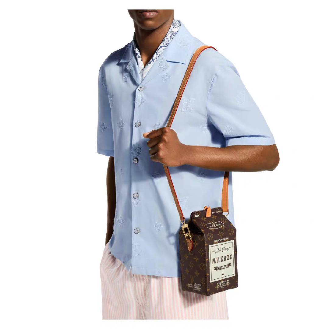 Limited-edition milk carton-style fashion handbag - product view 5