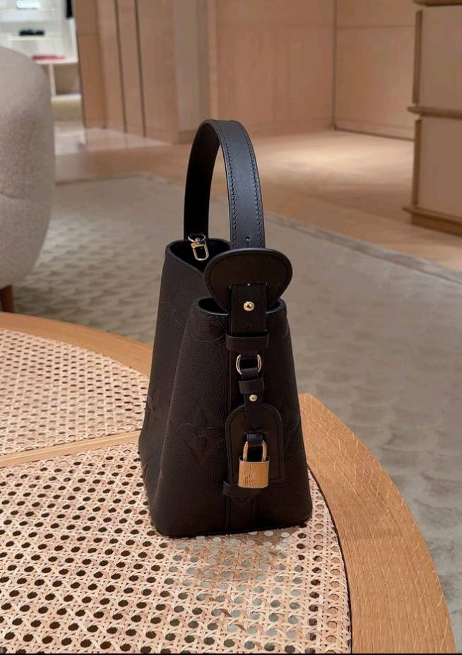 Best-selling Monogram Shoulder Bag - product view 12
