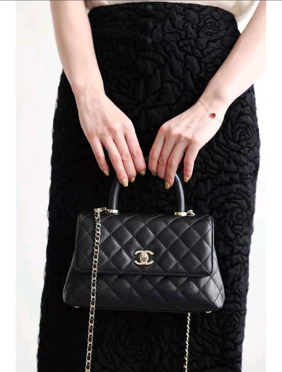 Caviar C Handle Flap Bag - product view 4