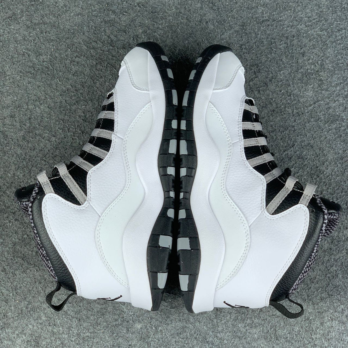 Air Jordan 10 Retro 'Steel' 2025 Sneakers - product view 3