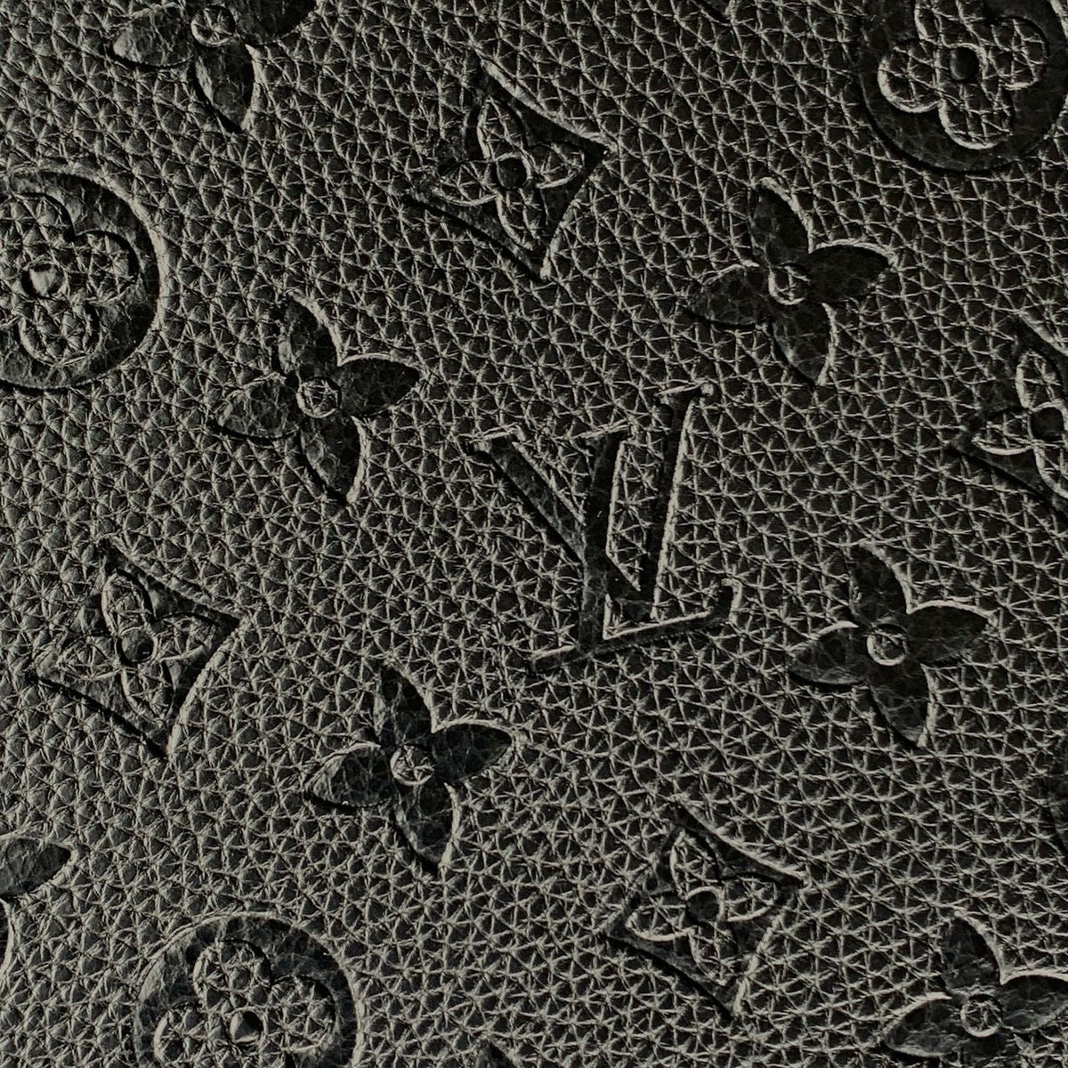 LV Horizon 55 'Monogram Shadow' - product view 8