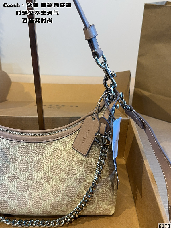 MCP99 bag 25-9-14cm Shoulder bags