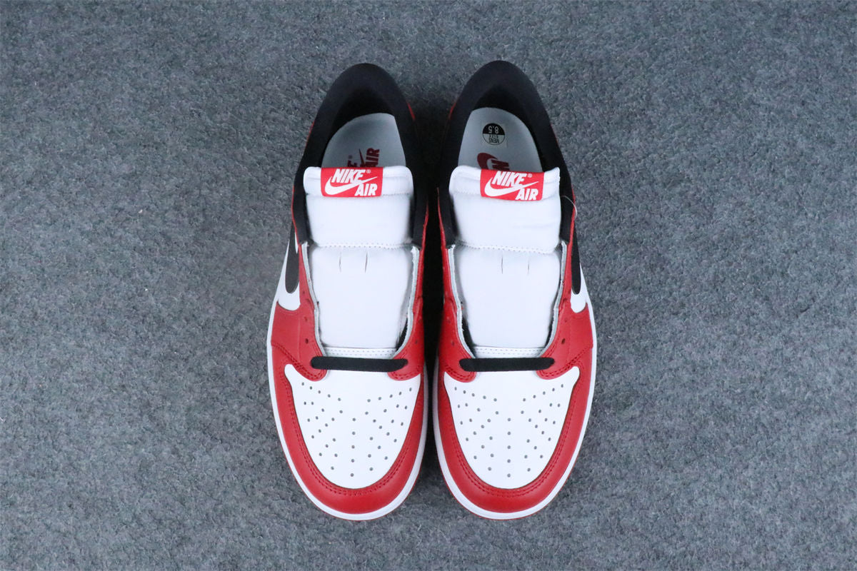 Air Jordan 1 Retro Low OG 'Chicago' 2025 Sneakers - product view 11