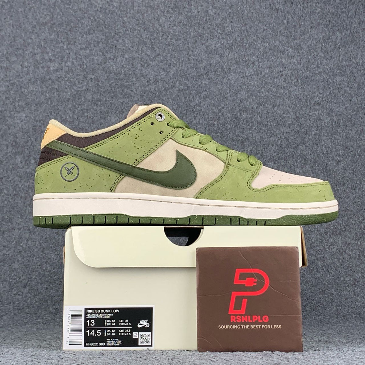 Yuto Horigome x Dunk Low SB Sneakers 'Matcha' - product view 1