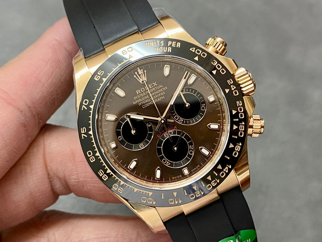 Chronograph Sport Watch with Rubber Strap - product view 4