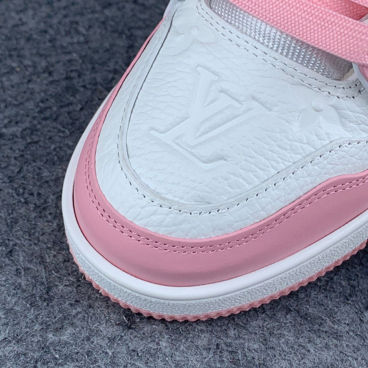 WMNS LV Trainer Sneakers 'Rose' - product view 7