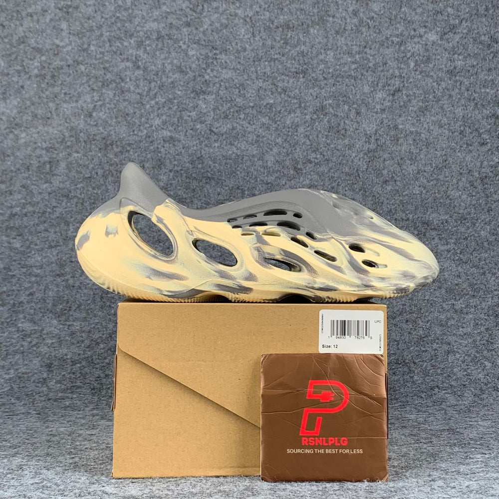 Yeezy Foam Runner 'MXT Moon Grey' - product view 1