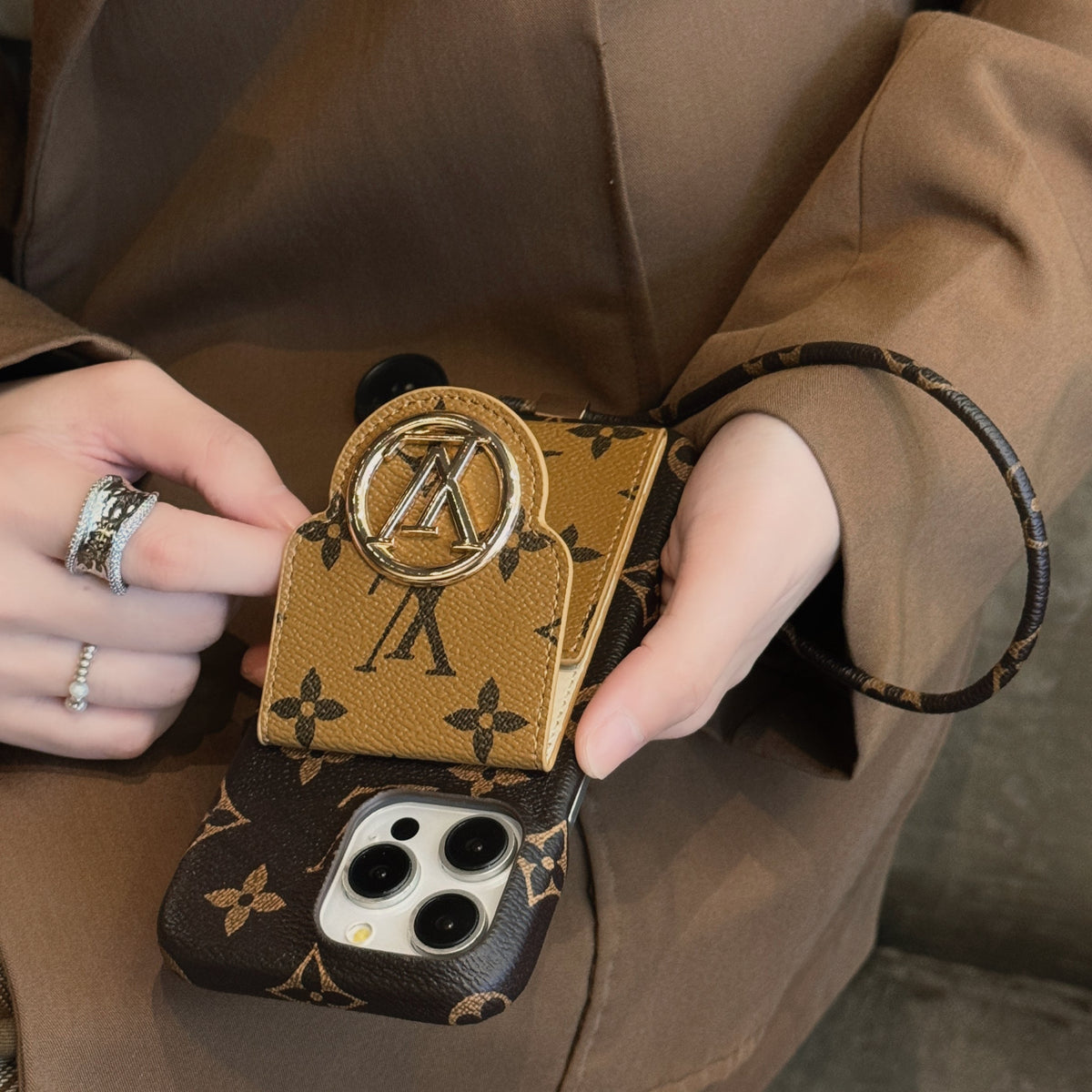 Card Holder Chain iPhone Case - product view 6