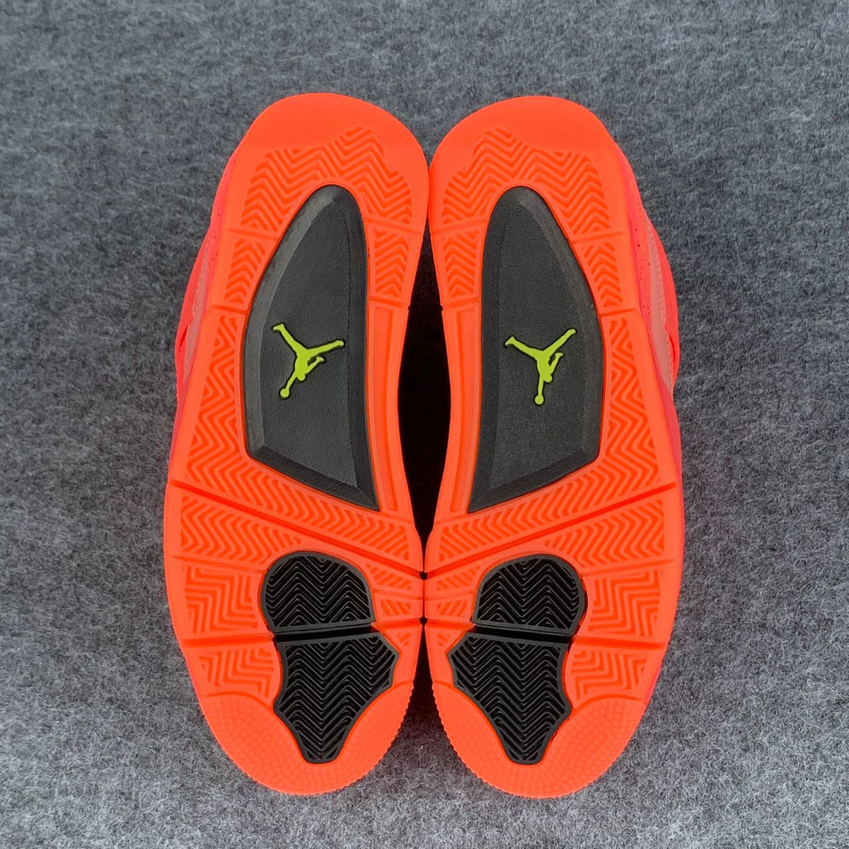 Wmns Air Jordan 4 Retro NRG Sneakers 'Hot Punch' - product view 5
