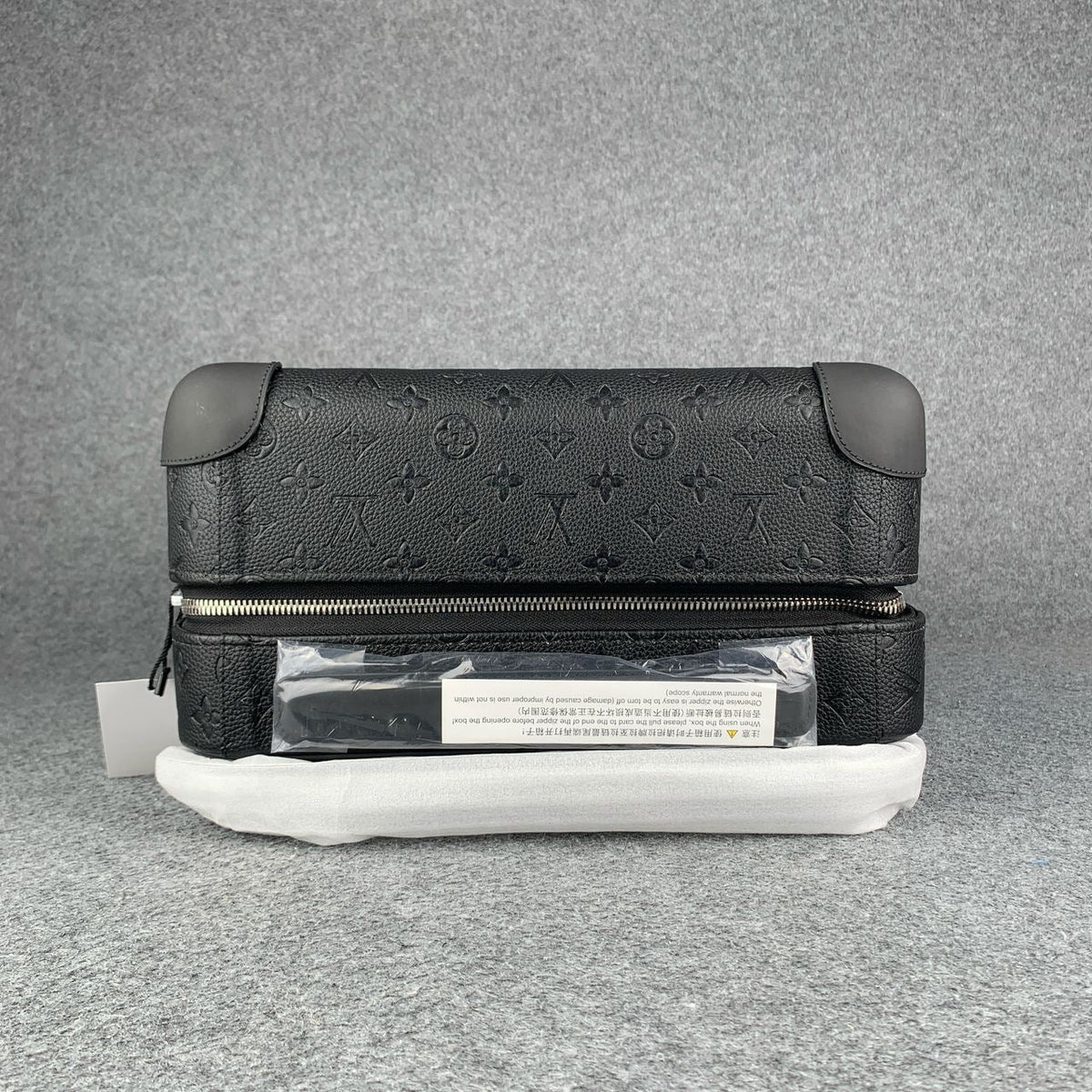 LV Horizon 55 'Monogram Shadow' - product view 4