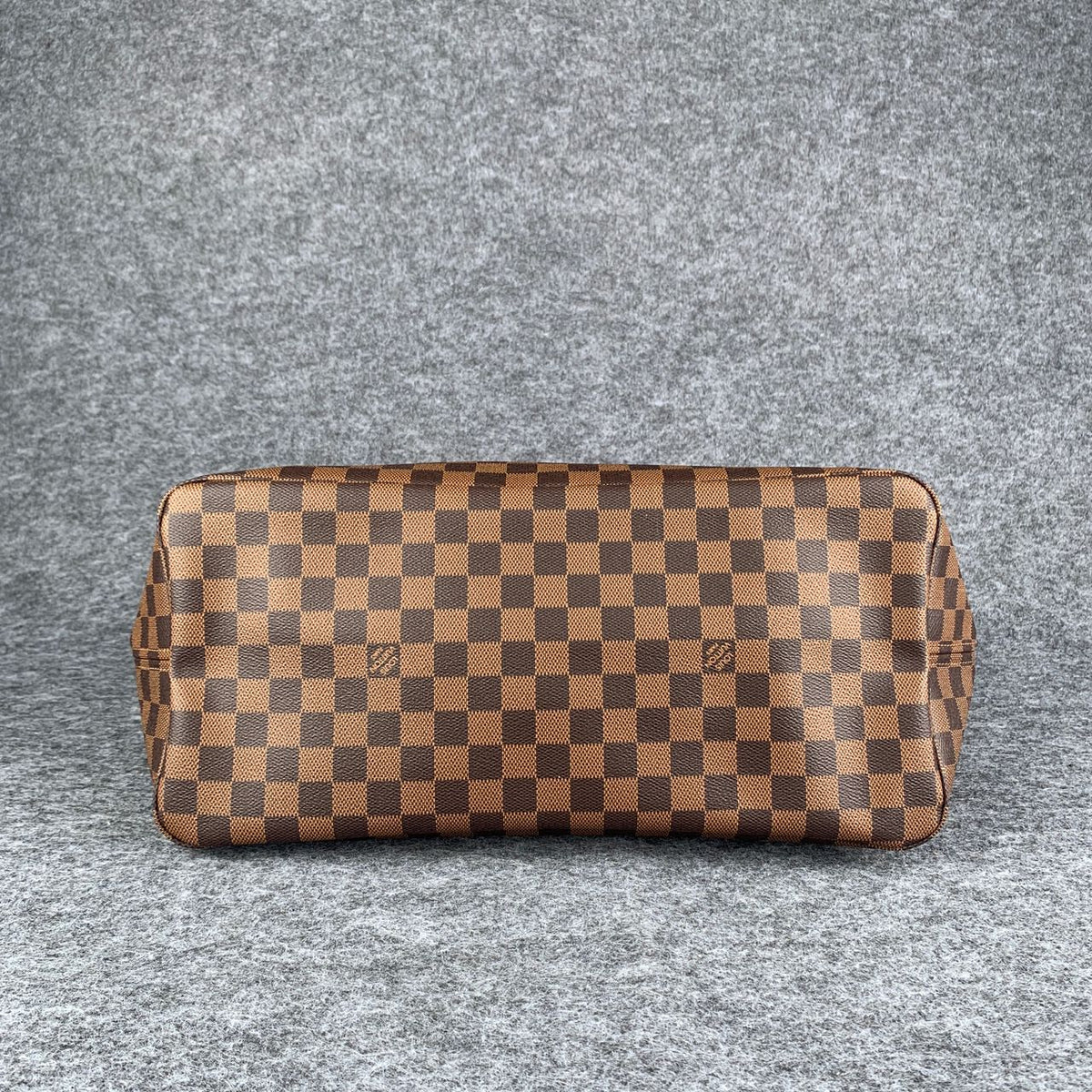 LV Neverfull GM (32x39x19 CM) - product view 5