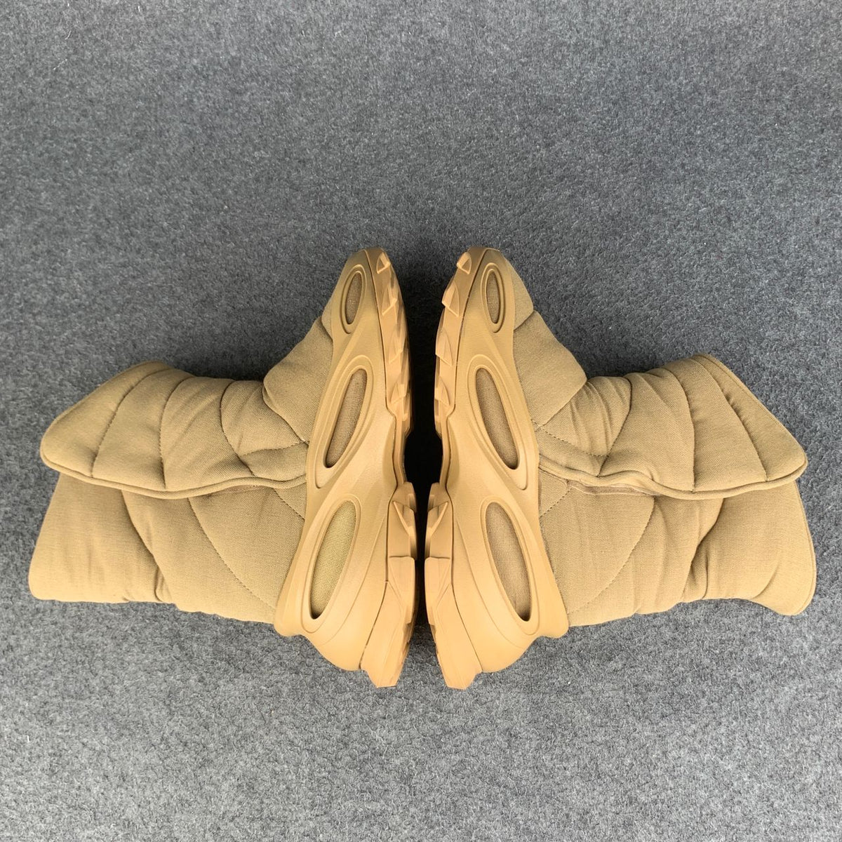 Yeezy NSLTD Boot 'Khaki' - product view 3