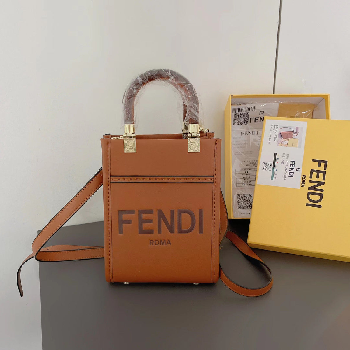 Classic Tote Bag With Crossbody - product view 6