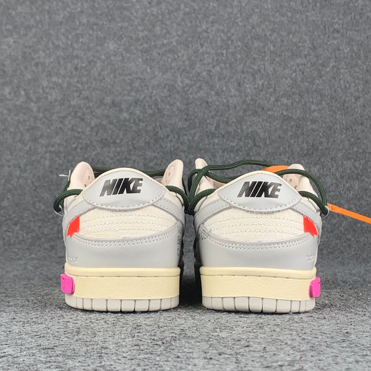 Off-White x Nike Dunk Low Sneakers 'Lot 22 of 50' - product view 6