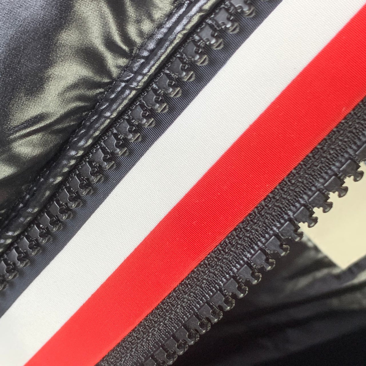MONTBELIARD SHORT DOWN JACKET - product view 6