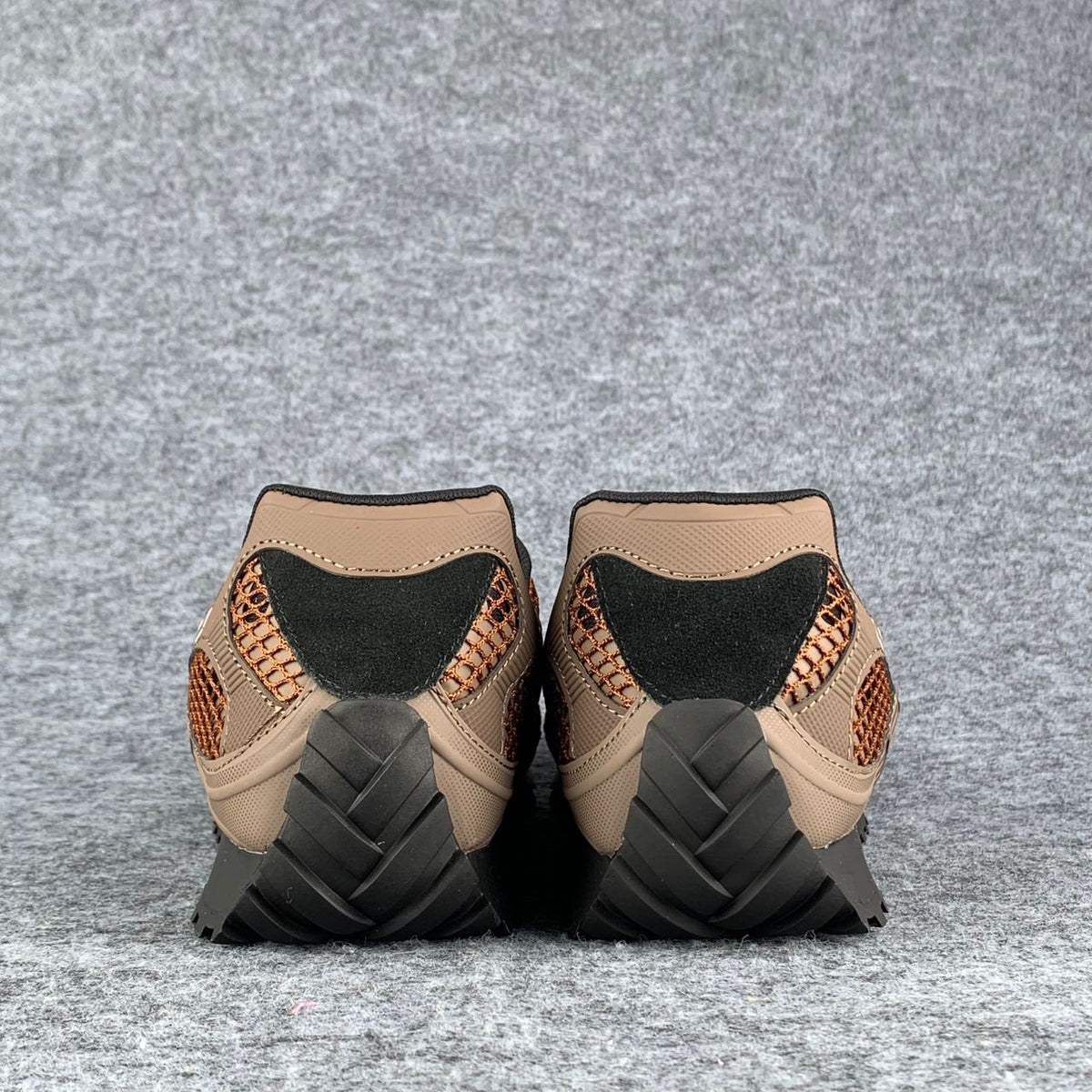 Yeezy 500 Sneakers 'Taupe Light' - product view 4