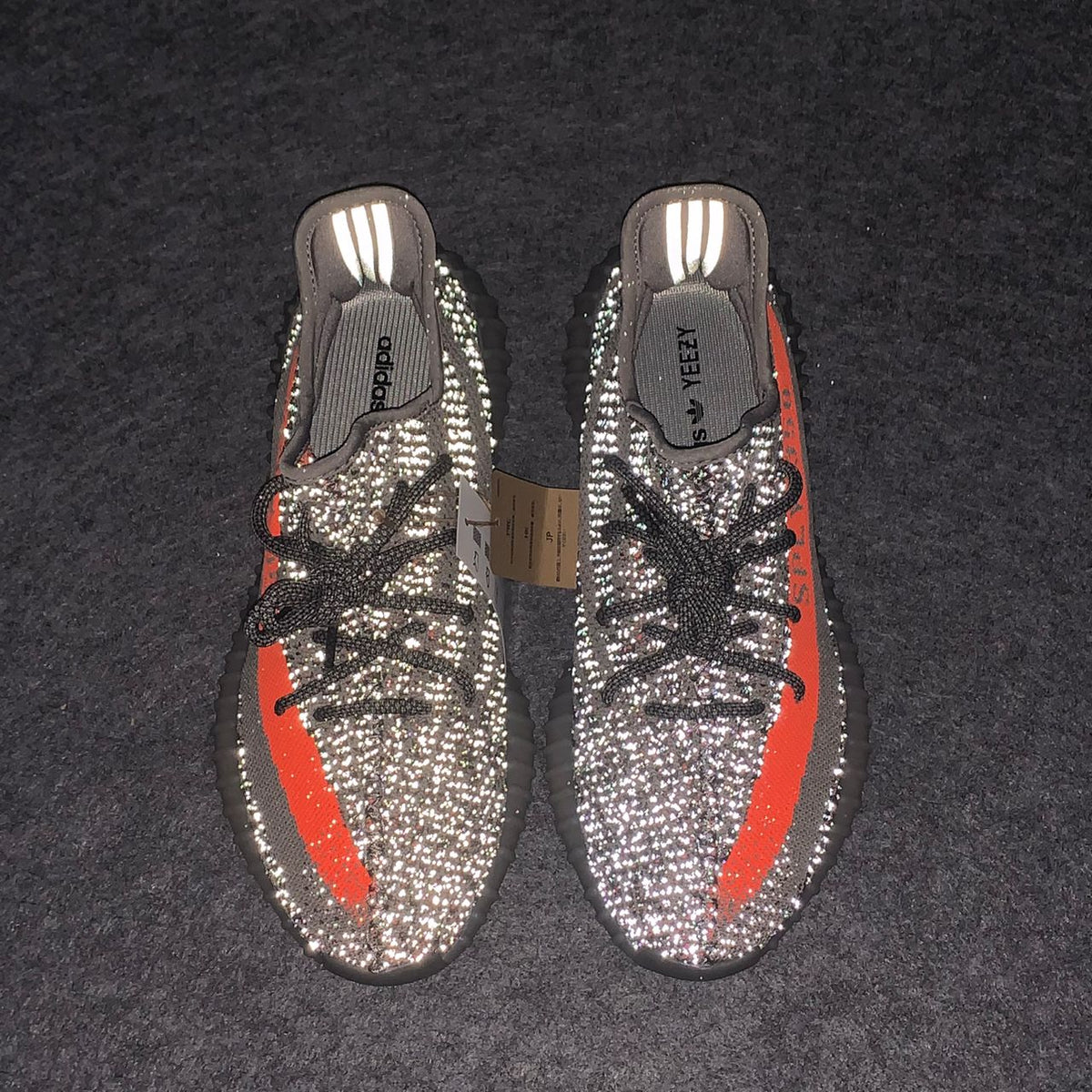 Yeezy Boost 350 V2 Sneakers 'Beluga Reflective' - product view 3