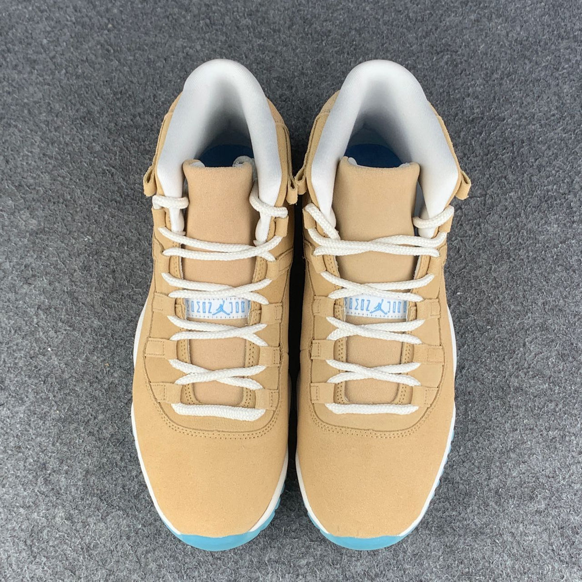 Air Jordan 11 Retro Sneakers 'H-Town' - product view 2
