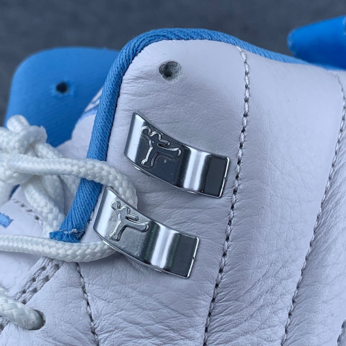 Wmns Air Jordan 12 Retro Sneakers 'UNC' - product view 9