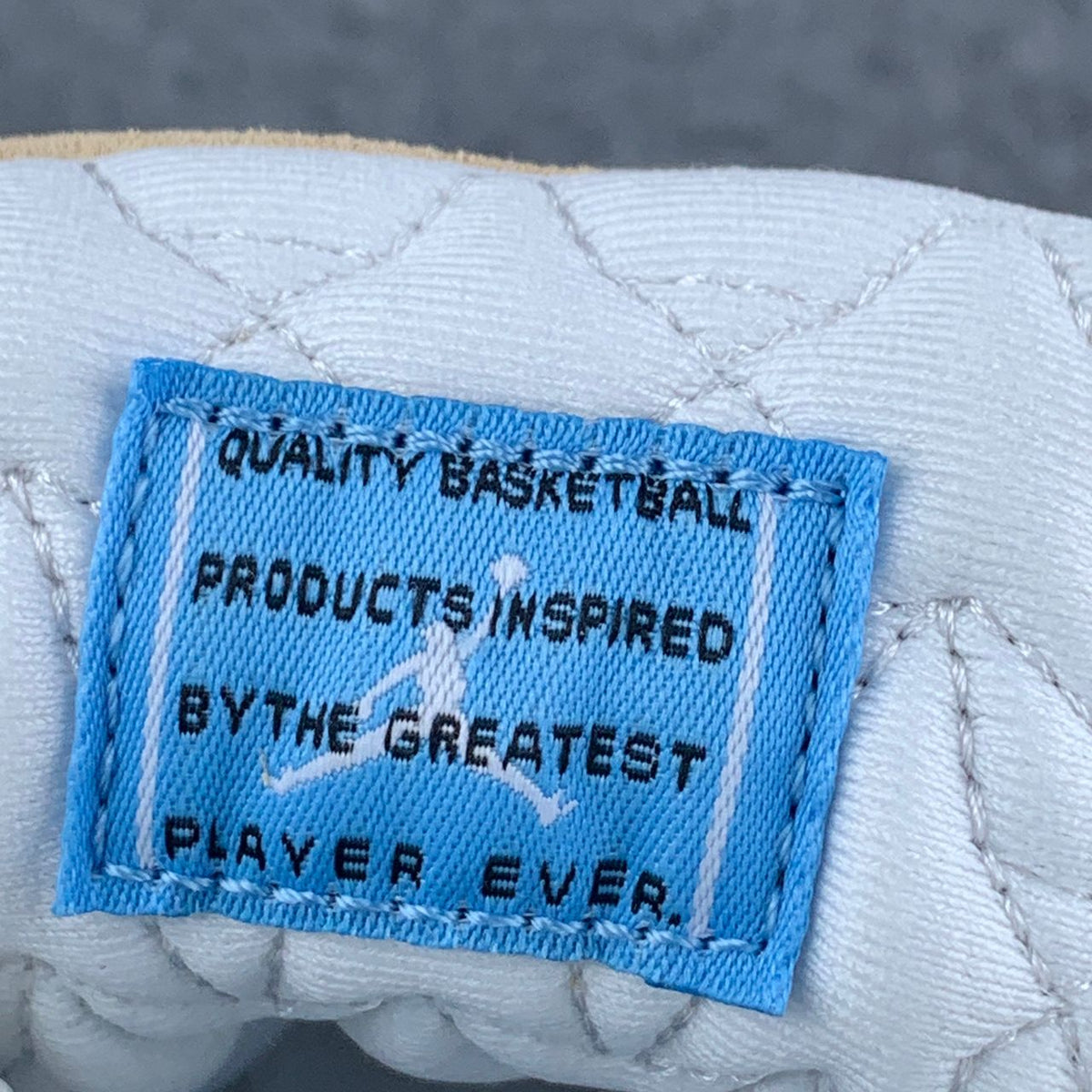Air Jordan 11 Retro Sneakers 'H-Town' - product view 10