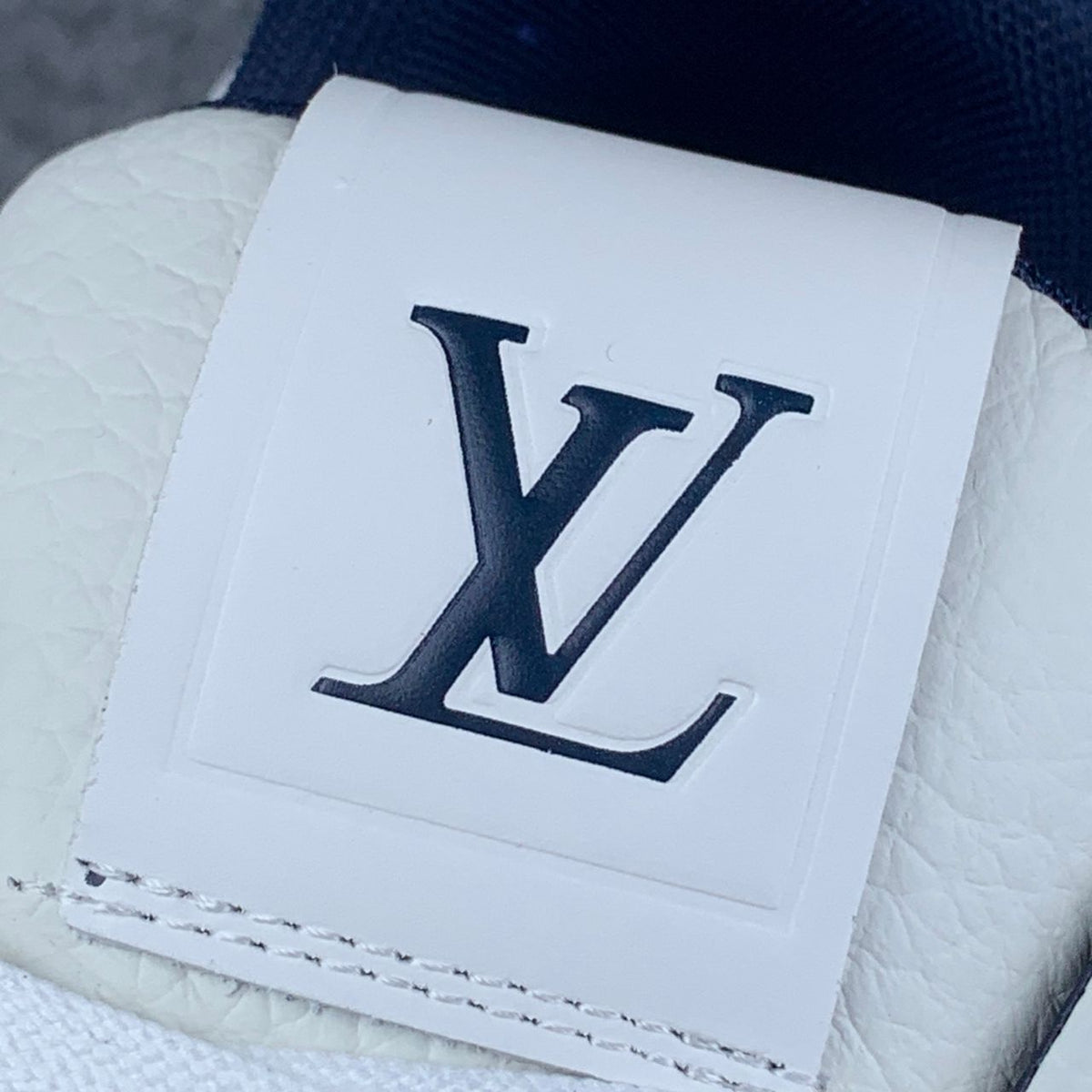 LV Trainer Low '#54 Signature Sneakers 'White Marine' - product view 9