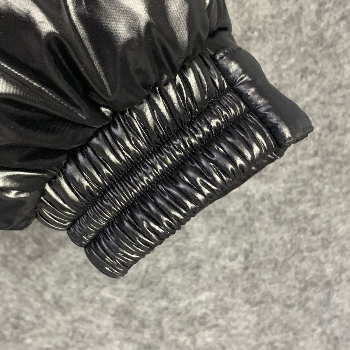 MONTBELIARD SHORT DOWN JACKET - product view 9