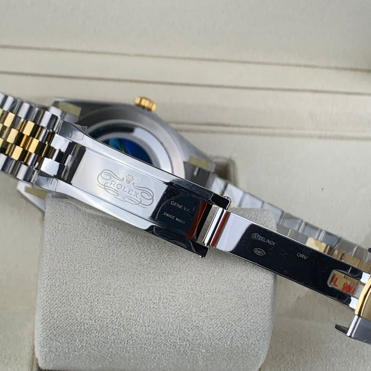 Wimbledon Yellow Gold 41MM Watch - product view 11