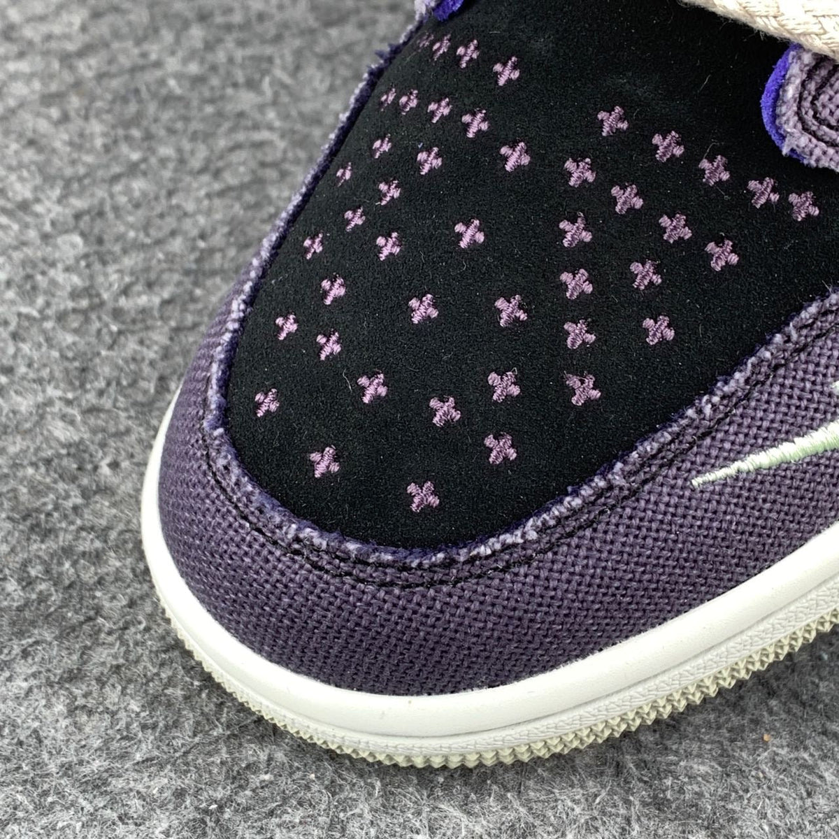 Zion Williamson x Air Jordan 1 Retro Low OG 'Voodoo Alternate' (2025) Sneakers - product view 7
