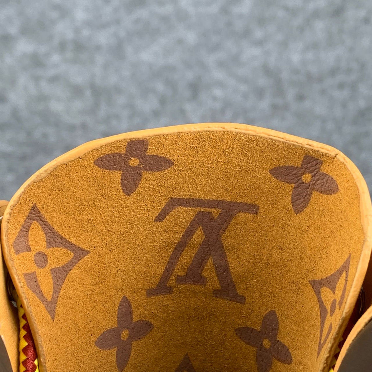 Timberland LV x 6 Inch Ankle Boot 'Embossed Monogram Wheat' - product view 8
