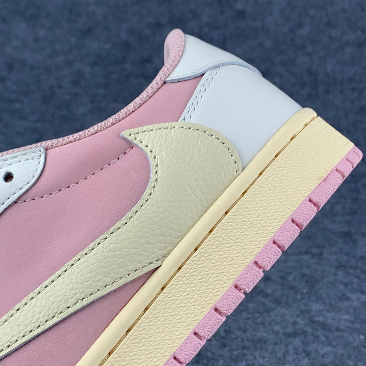 (Custom) Travis Scott x Air Jordan 1 Low OG SP Sneakers 'Sail Shy Pink' - product view 8