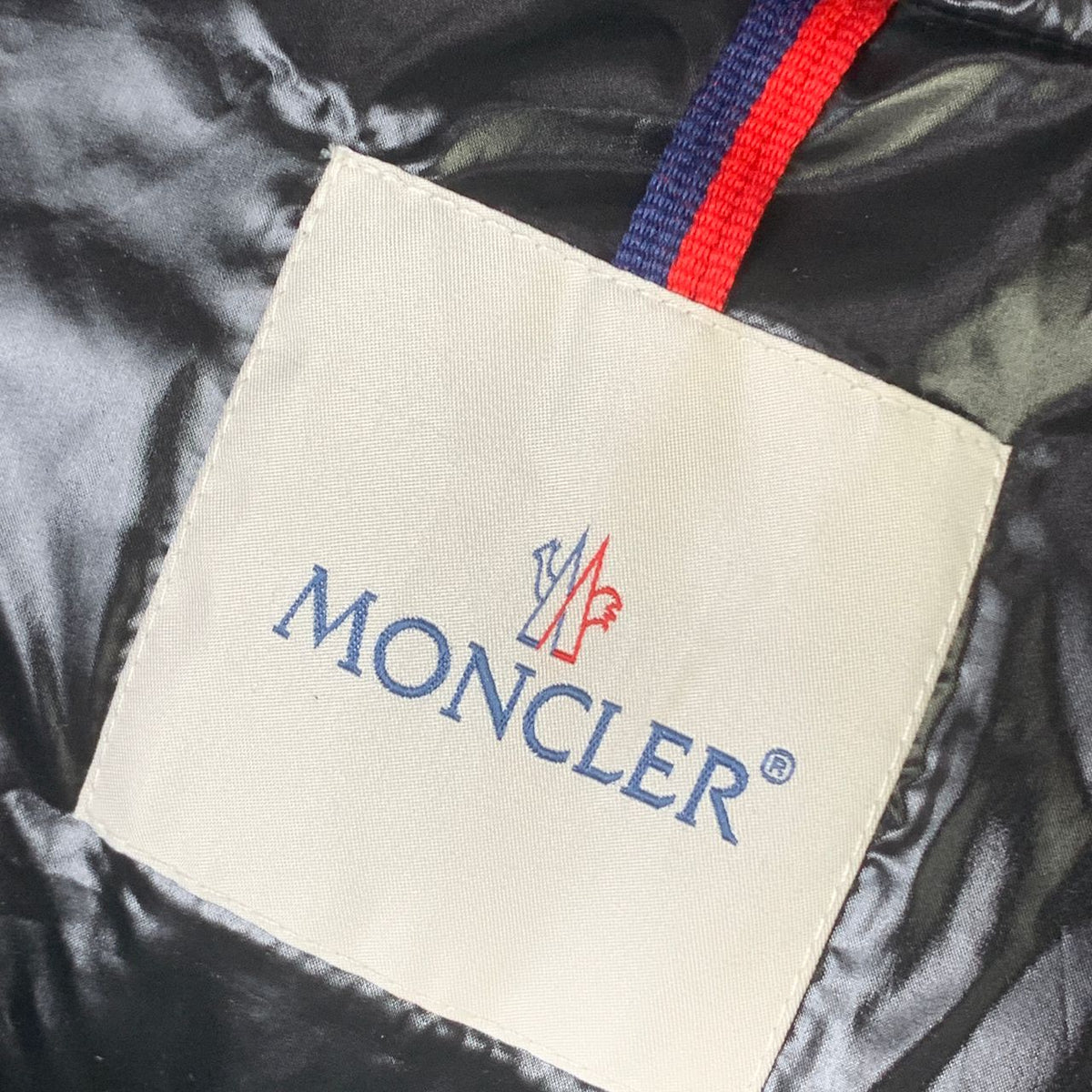 MONTBELIARD SHORT DOWN JACKET - product view 3
