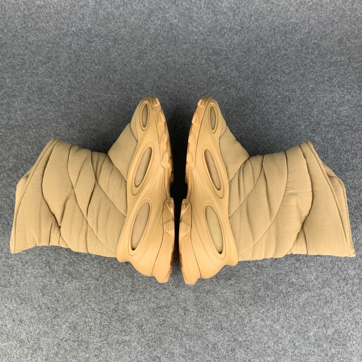 Yeezy NSLTD Boot 'Khaki' - product view 4