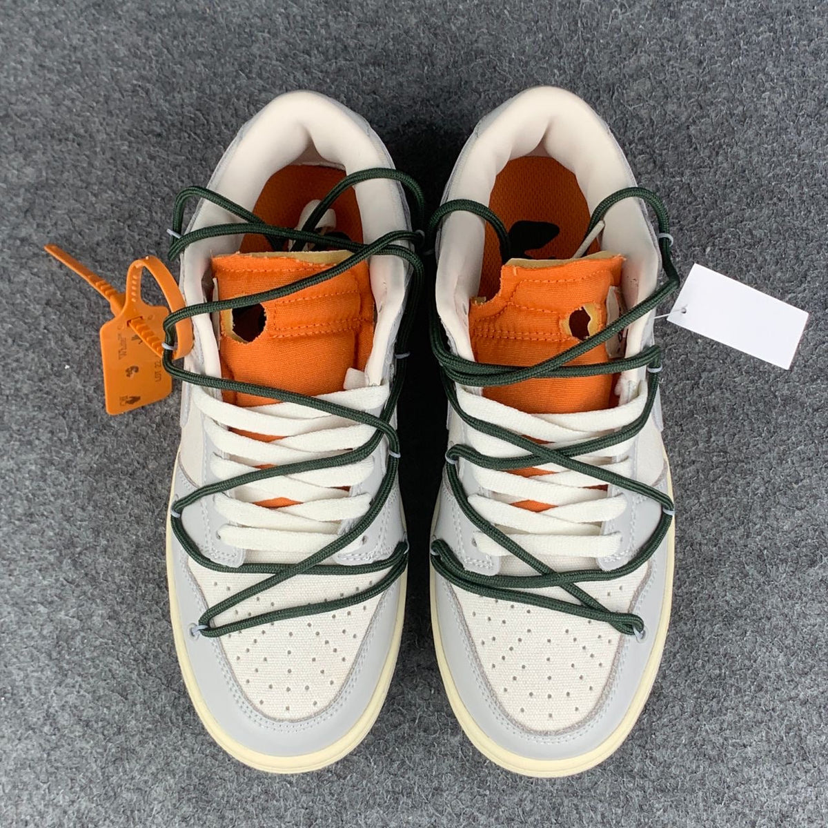 Off-White x Nike Dunk Low Sneakers 'Lot 22 of 50' - product view 2