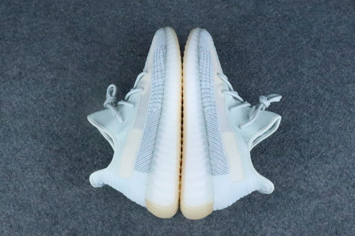 Yeezy Boost 350 V2 Sneakers 'Cloud White Reflective' - product view 4