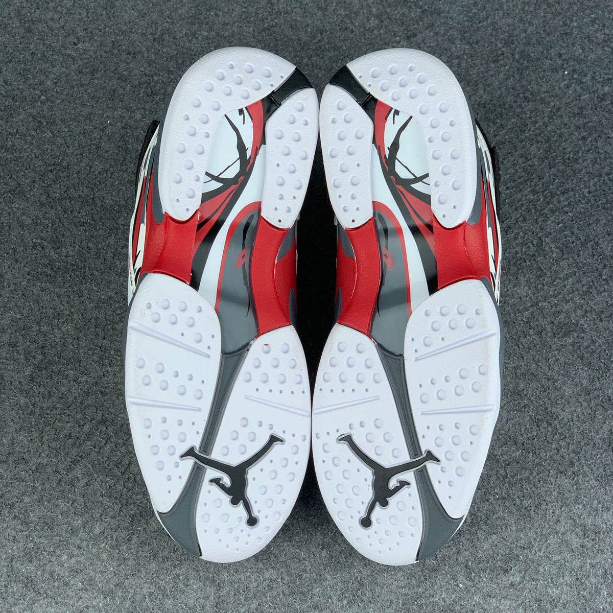 Air Jordan 8 Retro 'Bugs Bunny' 2025 Sneakers - product view 5