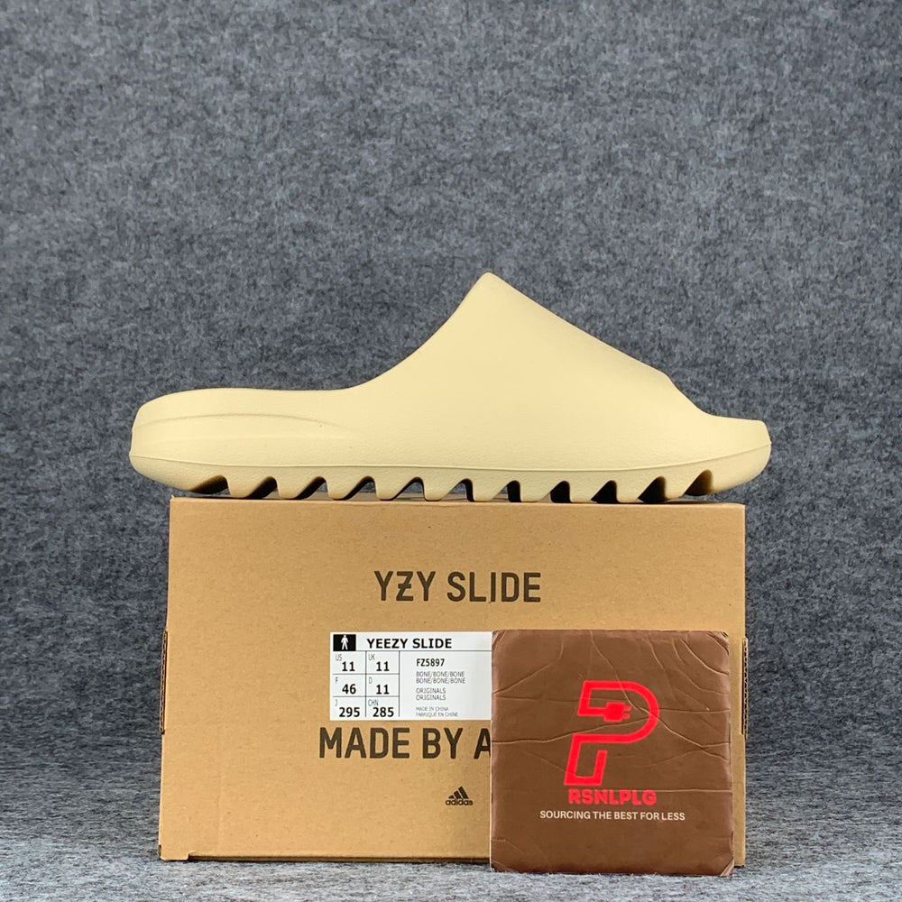 Yeezy Slides 'Bone' - product view 1