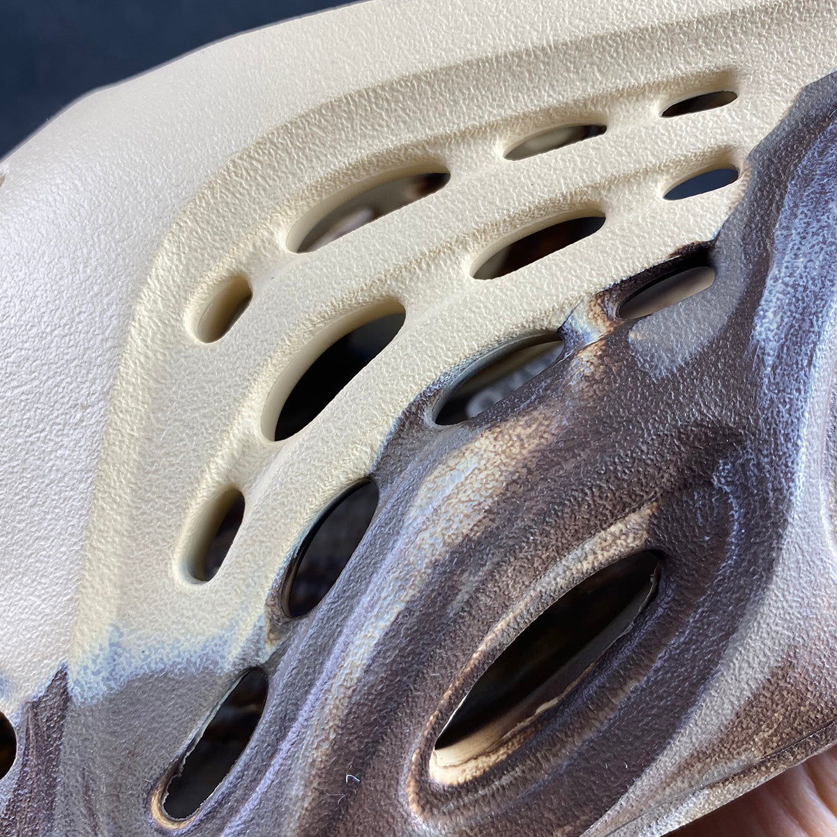Yeezy Foam Runner 'MX Cream Clay' - product view 9