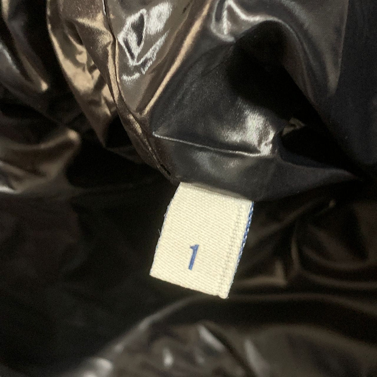 VEZERE SHORT DOWN JACKET - product view 3