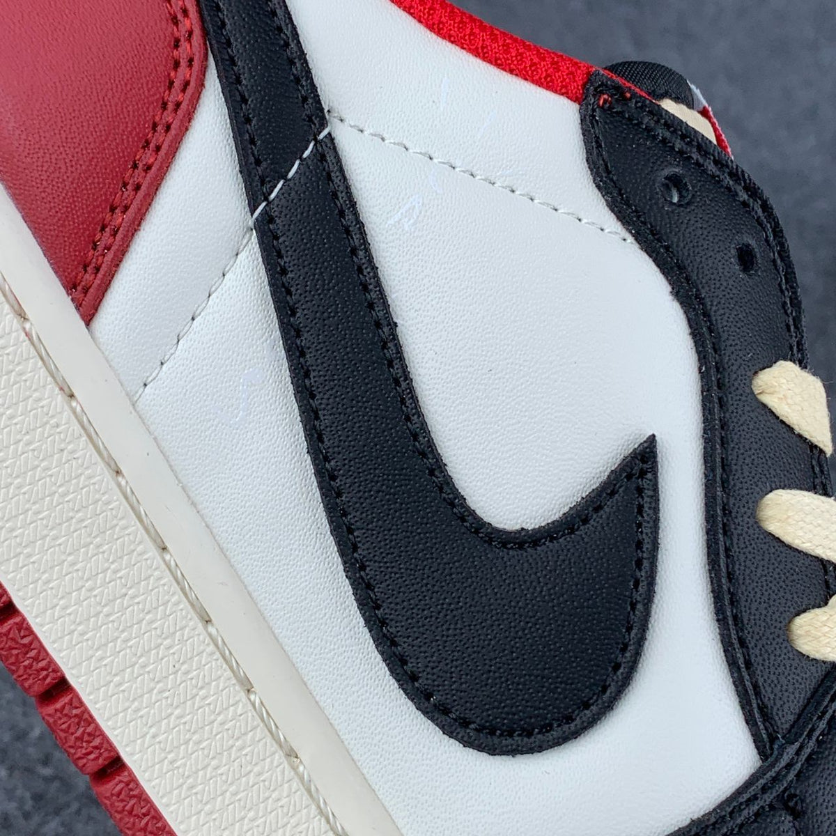 (CUSTOM) Air JORDAN 1 LOW Sneakers 'BLACK RED' - product view 8